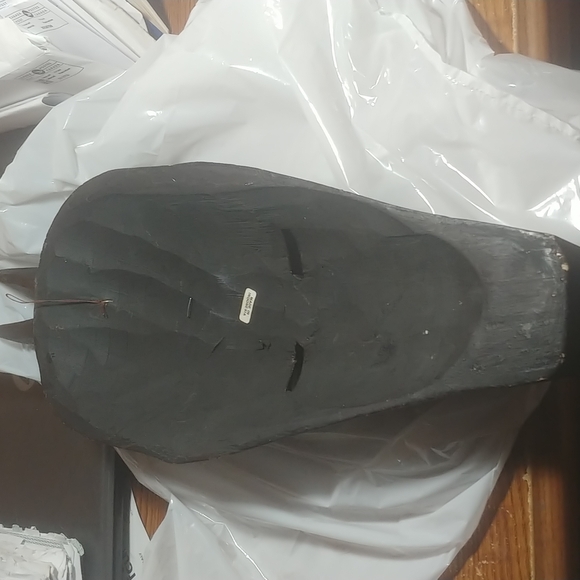 Wood and tin wall mask. - Picture 4 of 5